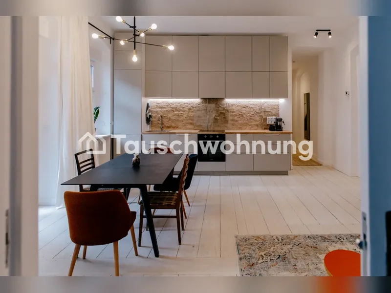 Tauschwohnung: Altbauwohnung Berlin Neukölln Sonnenbalkon, saniert — photo 1